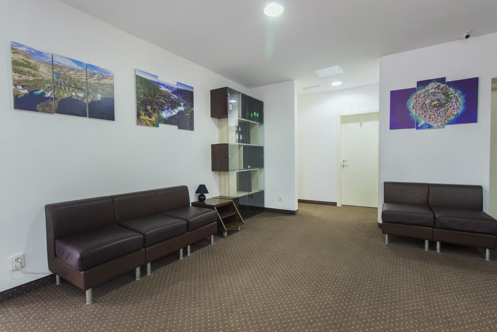 Parkcity Rooms シベニク エクステリア 写真